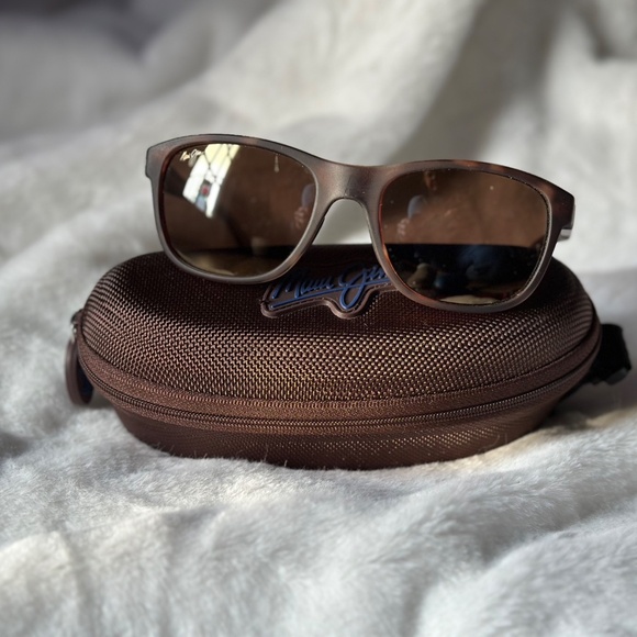Maui Jim Polarized Matte Tortoise Rubber Sunglasses